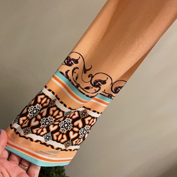 Women’s V neckline Floral VINTAGE ASYMMETRICAL TUNIC. Size Large - Picture 5 of 12